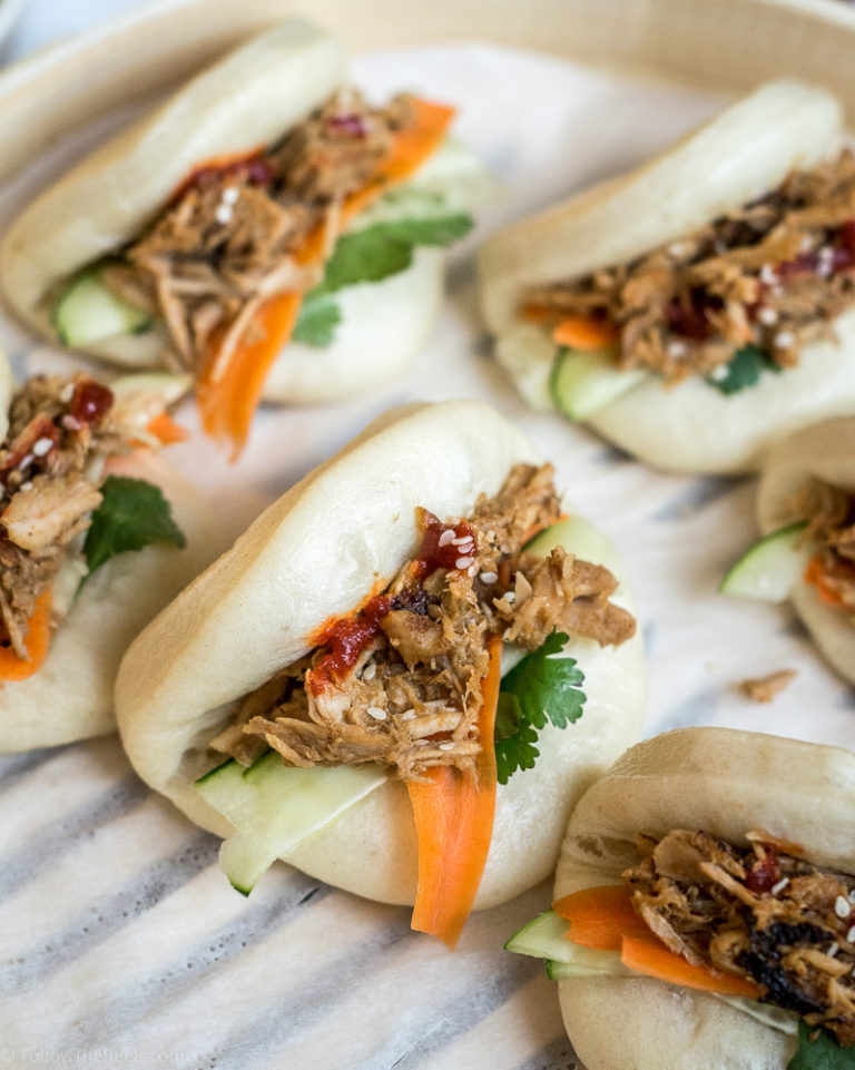 chinese-pulled-pork-steamed-buns-bao-buns