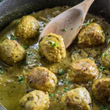 Yellow Curry Chicken Meatballs
