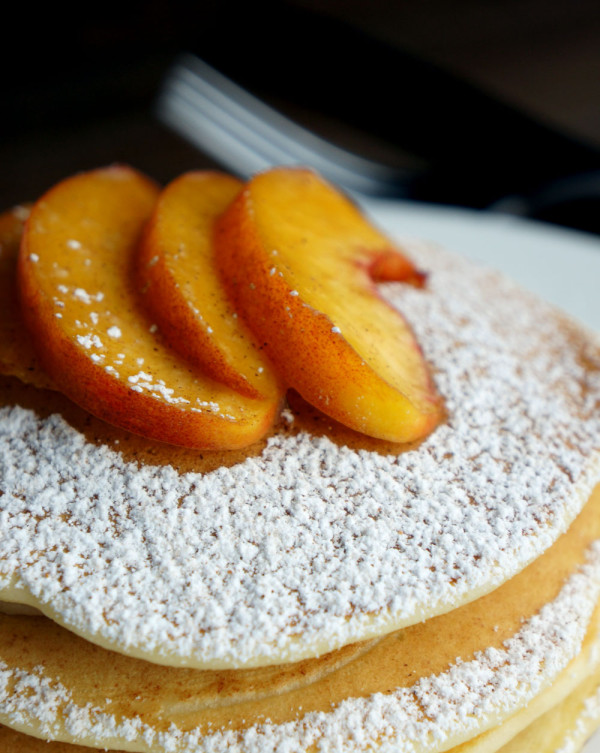 Peach-Ricotta-Pancakes4