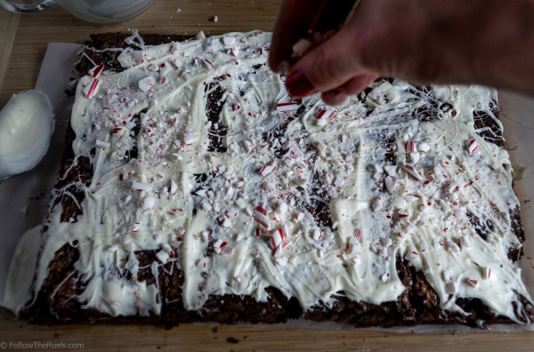 Peppermint Bark Brownies-3