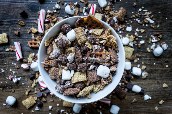 Peppermint-Chocolate-Chex-Mix