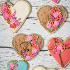 Rustic Floral Valentine’s Day Cookies