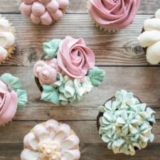 How to Make Floral Inspired Cupcakes