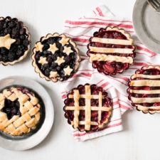 Berry Patriotic Pie (2 Ways!)